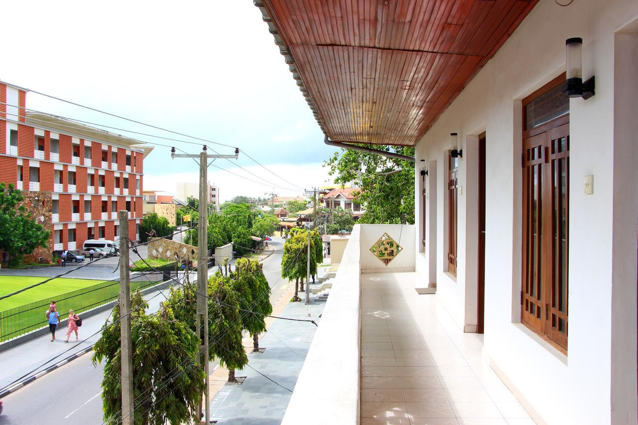 Holiday Guest Inn Negombo Dış mekan fotoğraf